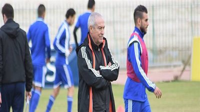 بعد إلغاء معسكر الإمارات.. فيريرا يرفض المعسكر الداخلي