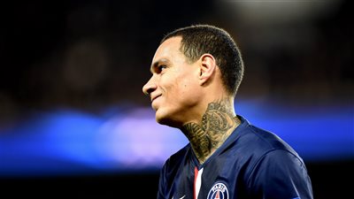 تشيلسي يسعى لاستبدال ايفانوفيتش بفان دير فيل