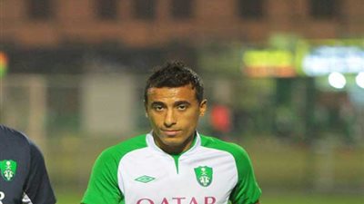 الأهلي السعودي يمنح عبدالشافي وسام الفروسية