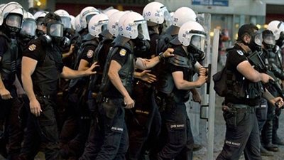 إصابة 4 من قوات الأمن في تفجير انتحاري بجنوبي تركيا