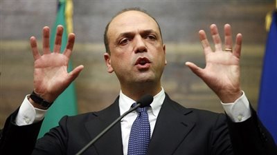 وزير الداخلية الإيطالي: منع الطائرات بدون طيار من دخول المجال الجوي