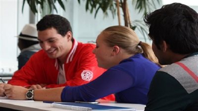 90 ألف طالب أجنبي يدرسون في هولندا