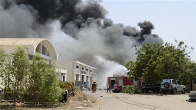 مقتل 35 متمردا حوثيا وقياديا بارزا على جبهات تعز باليمن