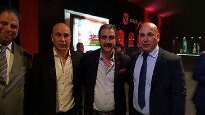 التوأم في حفل رعاية الأهلي 