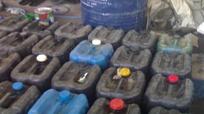 ضبط 25 ألف لتر بنزين وسولار مخلوطين بالماء في القاهرة 