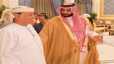 ولي ولي العهد السعودي يتلقى اتصالًا من الرئيس اليمني