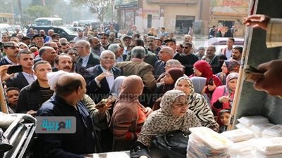 محافظ القاهرة: زيادة منافذ البيع المتحركة بأحياء العاصمة