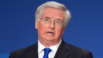 وزير الدفاع البريطاني: هجمات باريس يمكن أن تحدث في لندن بسهولة