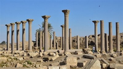 وفد سياحي آسيوي يزور آثار المنيا