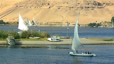 التليفزيون الفرنسي يقوم بتصوير حلقتين عن المعالم السياحية بخمس محافظات