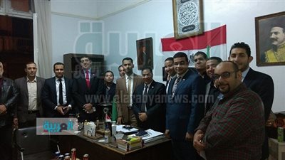 بالصور.. نائب 