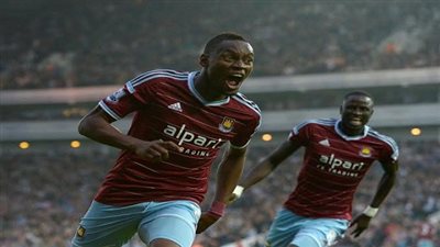 مهاجم وست هام يغيب عن فريقه لشهرين على الأقل بسبب الإصابة