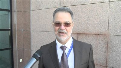 وزير الخارجية اليمني يجتمع مع المبعوث الأممي بالرياض