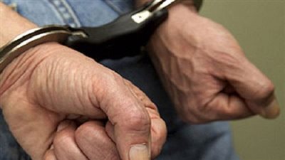 ضبط 4 ساعات تجسس مع راكب قادم من الإمارات