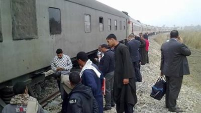 توقف حركة القطارات بخط 