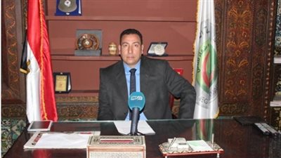 نقيب الصيادلة ينهي أزمة القبول بالكليات الخاصة مع وزير التعليم العالي