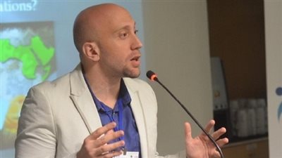 خلال الاجتماع الأسبوعي.. 