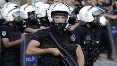 ضبط 9 على صلة بـ