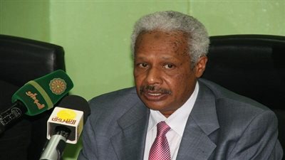 السودان يعتزم رفع الدعم عن القمح والوقود والكهرباء في 2016