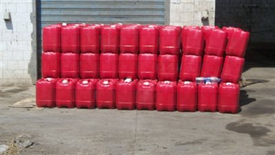 ضبط مواد بترولية وقمح قبل تهريبها بالسوق السوداء