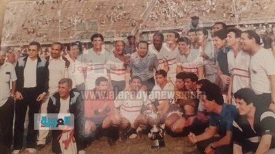 بالصور.. لحظة تتويج الزمالك بالبطولة الأفريقية لأول مرة في تاريخه