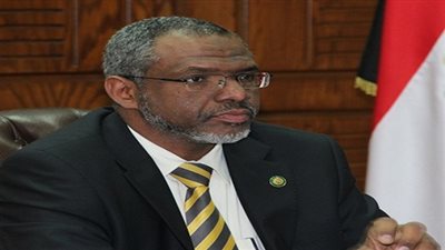 وزير المياه السوداني: نحترم كل المواثيق والمعاهدات المائية مع مصر 