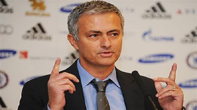 مورينيو يرشح ليستر سيتي للفوز بالدوري الإنجليزي