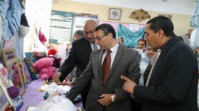 بالصور.. افتتاح معرض للاقتصاد المنزلي بالمنيا 