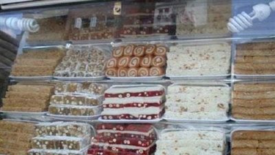 ضبط صاحب مصنع بحوزته 19 ألف قطعة حلوى فاسدة بالقاهرة