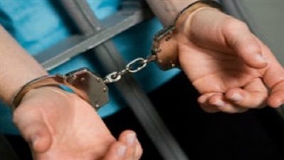 موجز الحوادث.. سقوط تشكيل أجنبي لرصد المتعاملين مع شركات الصرافة وسرقتهم.. القبض على شاذين بملابس حريمي داخل شقة بالعجوزة.. 