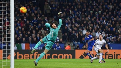 بالفيديو.. تشيلسي يواصل السقوط.. وليستر يتصدر الدوري الإنجليزي