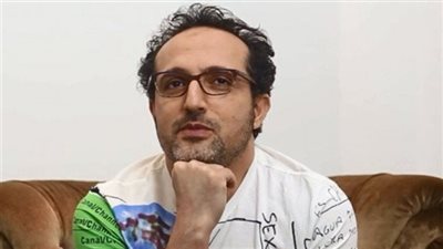 شريف مدكور ينهي مناسك العمرة في يومين