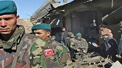 تركيا تغلق معبر 