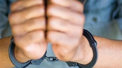 ضبط عامل هارب ذهب لضمان زوجته 