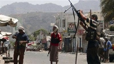 المقاومة الشعبية اليمنية تسيطر على معسكر لبنات بالجوف