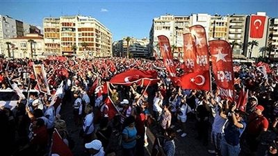  تظاهرات حاشدة في أنحاء 