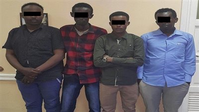 ضبط 5 إثيوبيين متسللين للبلاد داخل قطار بمحطة رمسيس