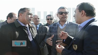 وزير النقل يتفقد الطرق والكباري في الأقصر