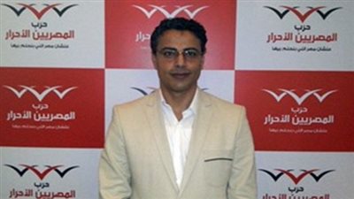 سمير فرنسيس: 