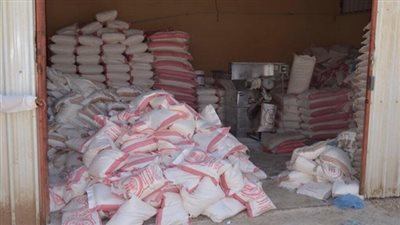 ضبط 13 طن قمح قبل تهريبها بالسوق السوداء بالمحافظات 