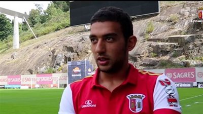 كوكا يسعى مع براجا للحفاظ علي مركزه أمام باكوس فيريرا