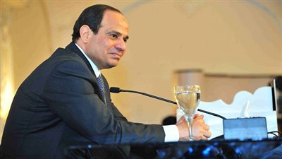 السيسي يكرم وزراء الشئون الإسلامية والأوقاف والعدل الكويتيين