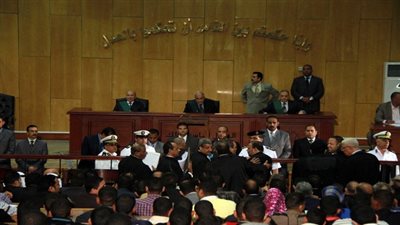 ننشر تفاصيل مناقشة المحكمة للمتهم بتوظيف 165 مليون دولار في 