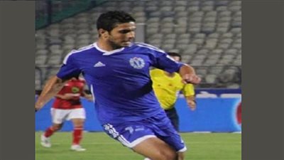 رسميًا.. الزمالك يضم أيمن أشرف 