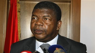 وزير الدفاع الأنجولي يشيد بالتعاون مع إيطاليا