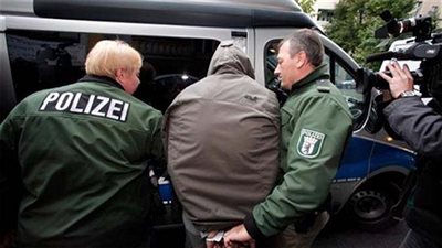 ألمانيا تعتقل سورياً يشتبه بتورطه في غرق 5 مهاجرين قبالة ساحل تركيا