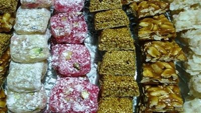 ضبط 2 طن و394 كيلو جرام حلى مولد فاسدة بالغربية  