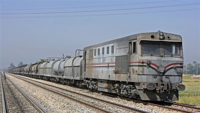 إعادة حركة القطارات بخط 