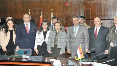 بالصور.. وزيرا النقل والتعاون الدولي يوقعان شريحة تنفيذ الخط الثالث للمترو 