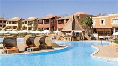  خبيرة: السياحة 